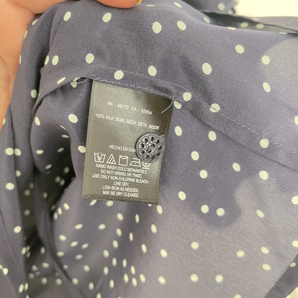 Maeve 100% silk flutter 3/4 sleeve blouse with small sea foam green polkadots - Picture 5 of 8